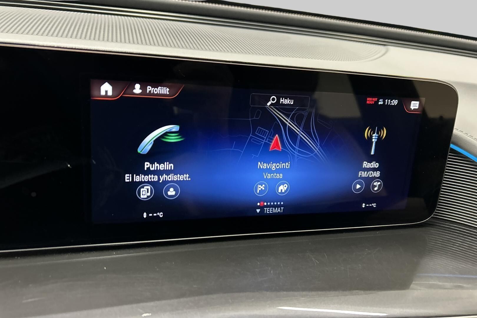 Mercedes-Benz EQC iso kuva 15