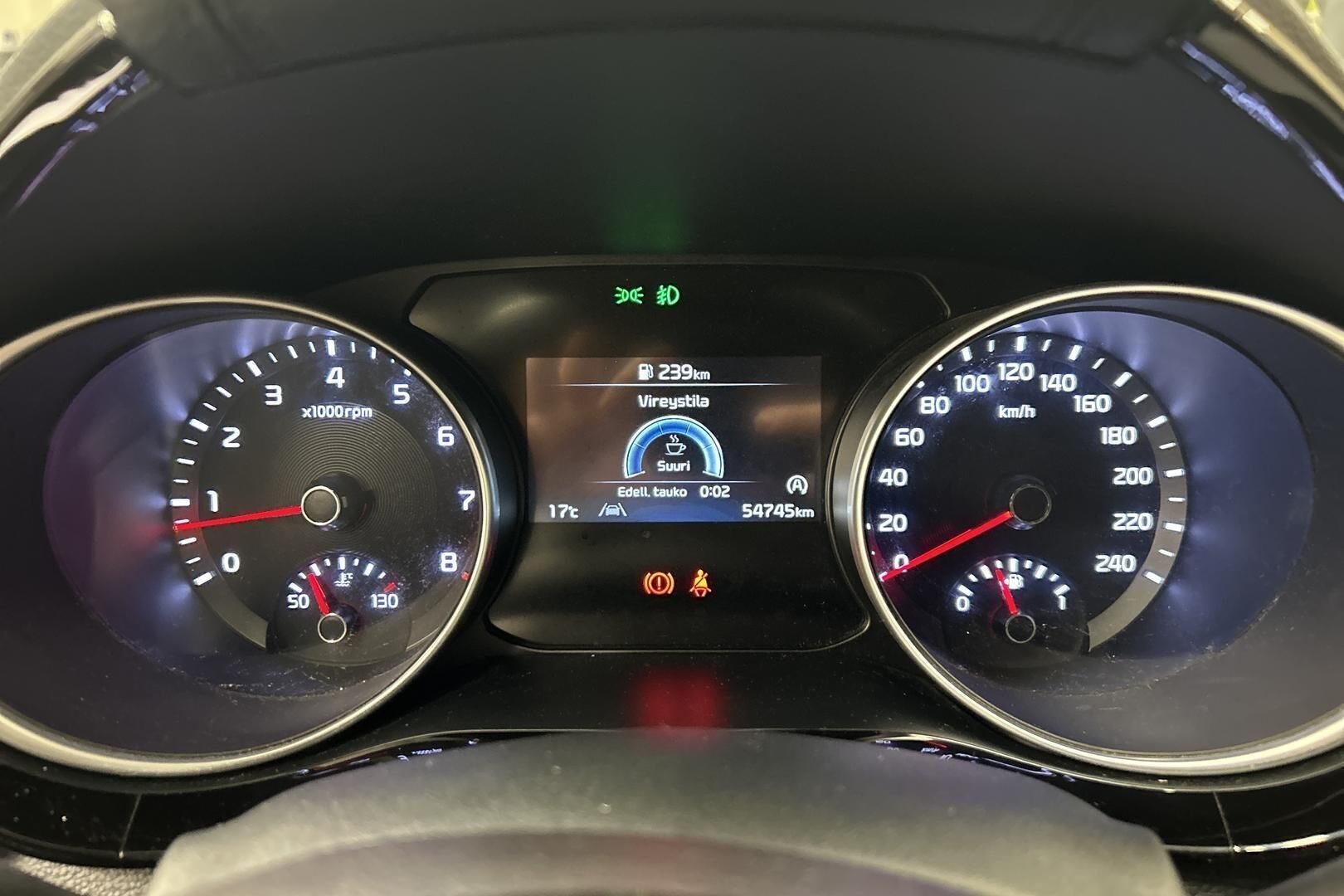 Kia Ceed iso kuva 13