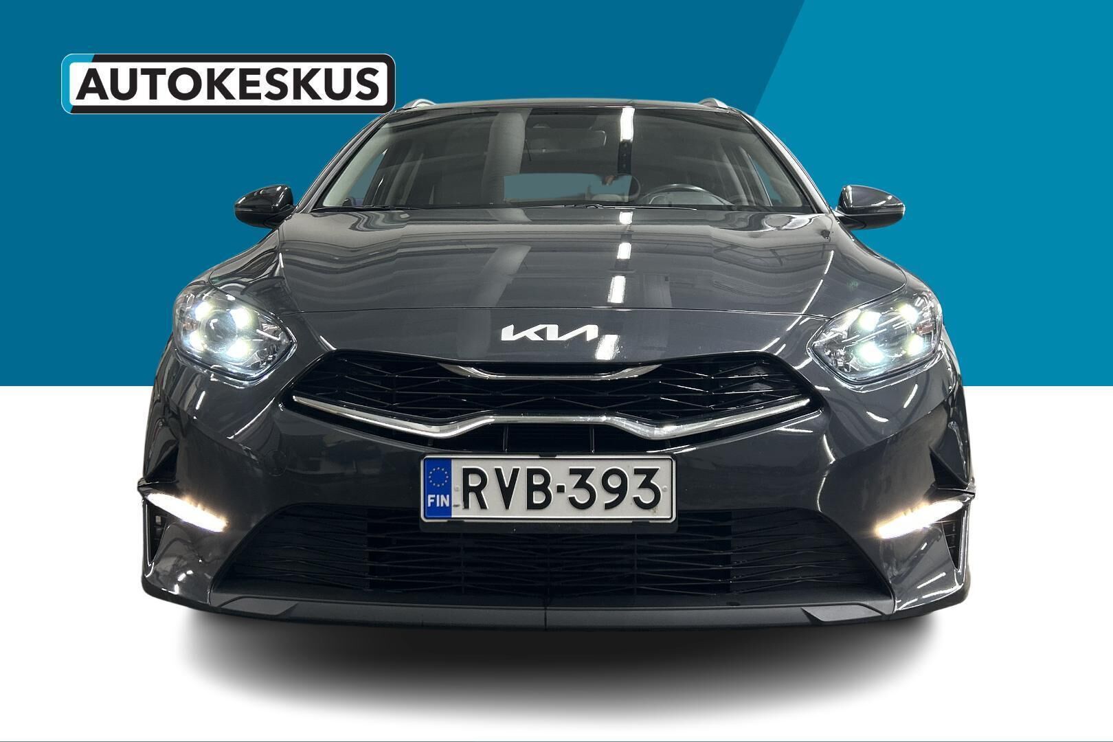 Kia Ceed iso kuva 2