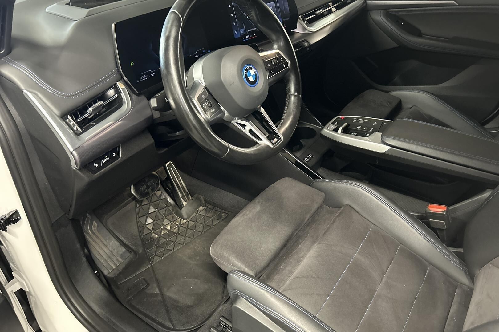 BMW 2-SARJA iso kuva 8