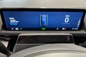 Ford Mustang Mach-E esikatselu 10