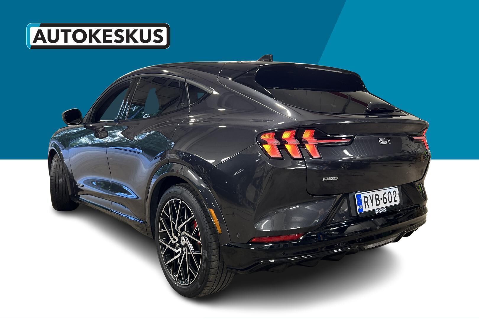 Ford Mustang Mach-E iso kuva 28