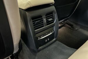 BMW I4 M50 esikatselu 9