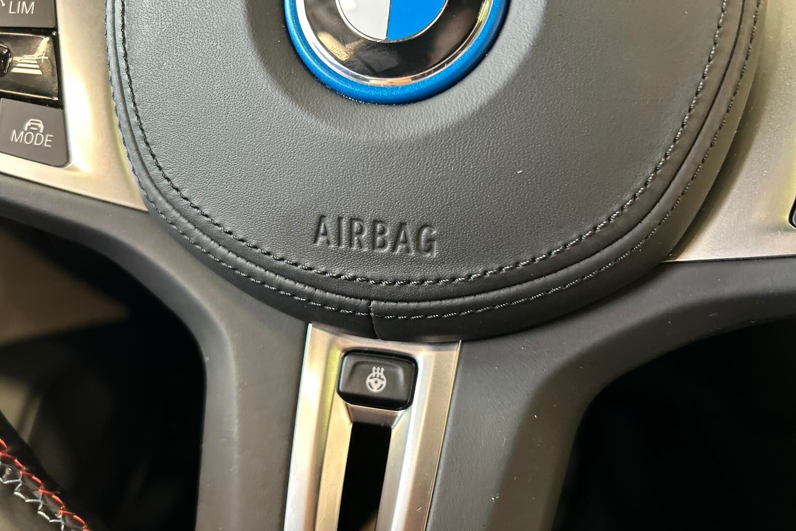 BMW I4 M50 iso kuva 22