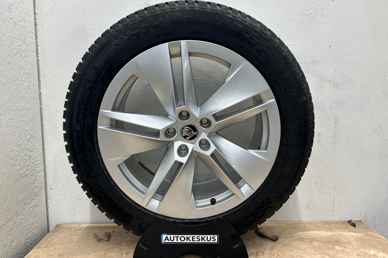 Skoda Enyaq iso kuva 13