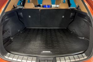 Lexus NX esikatselu 12