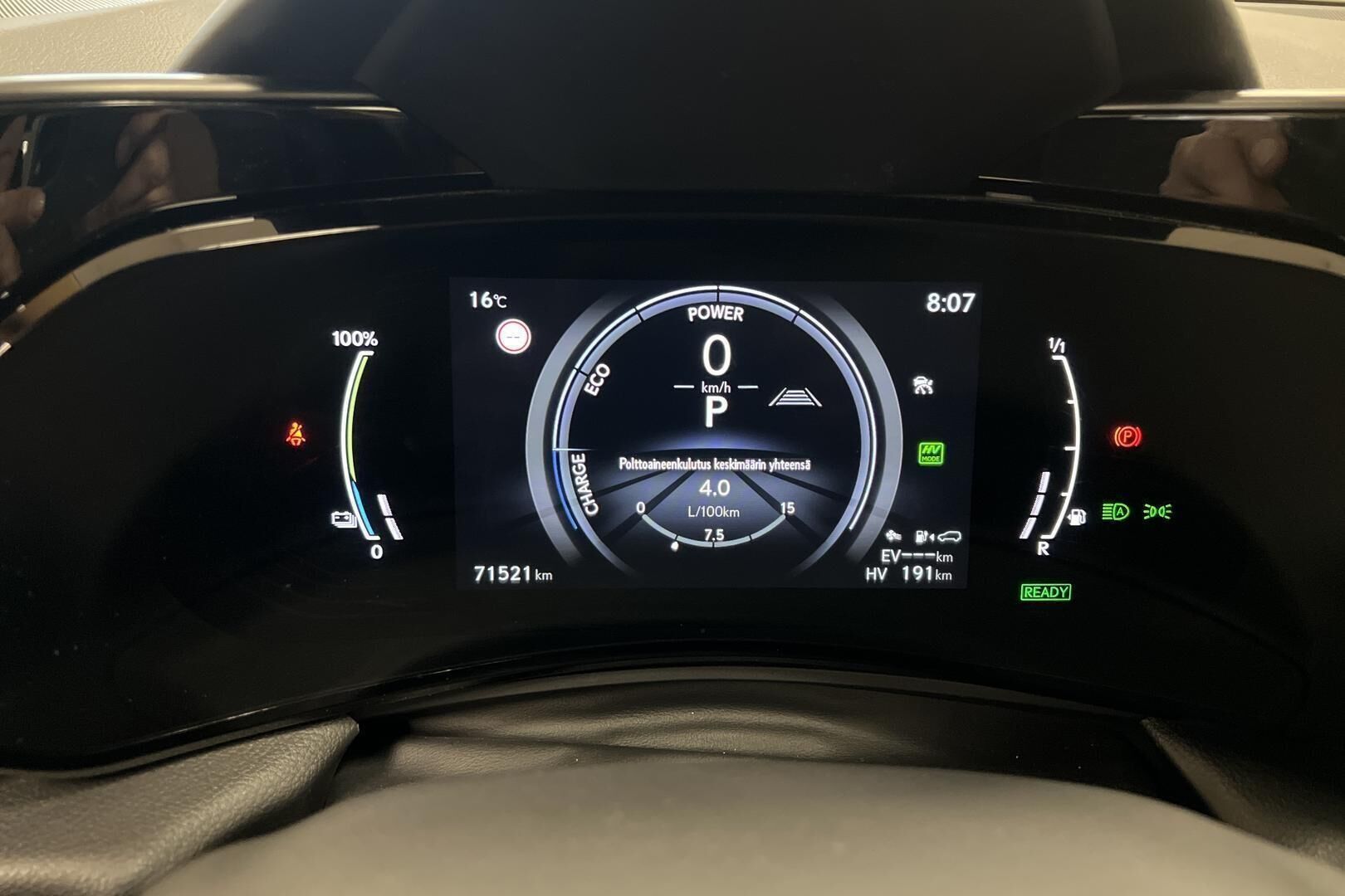 Lexus NX iso kuva 14