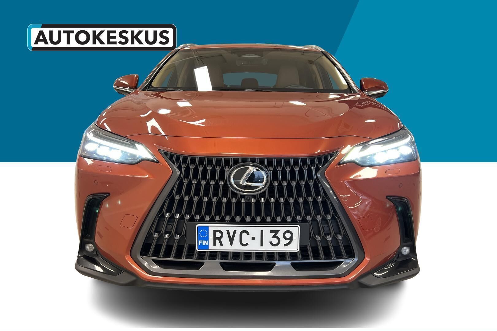 Lexus NX iso kuva 2