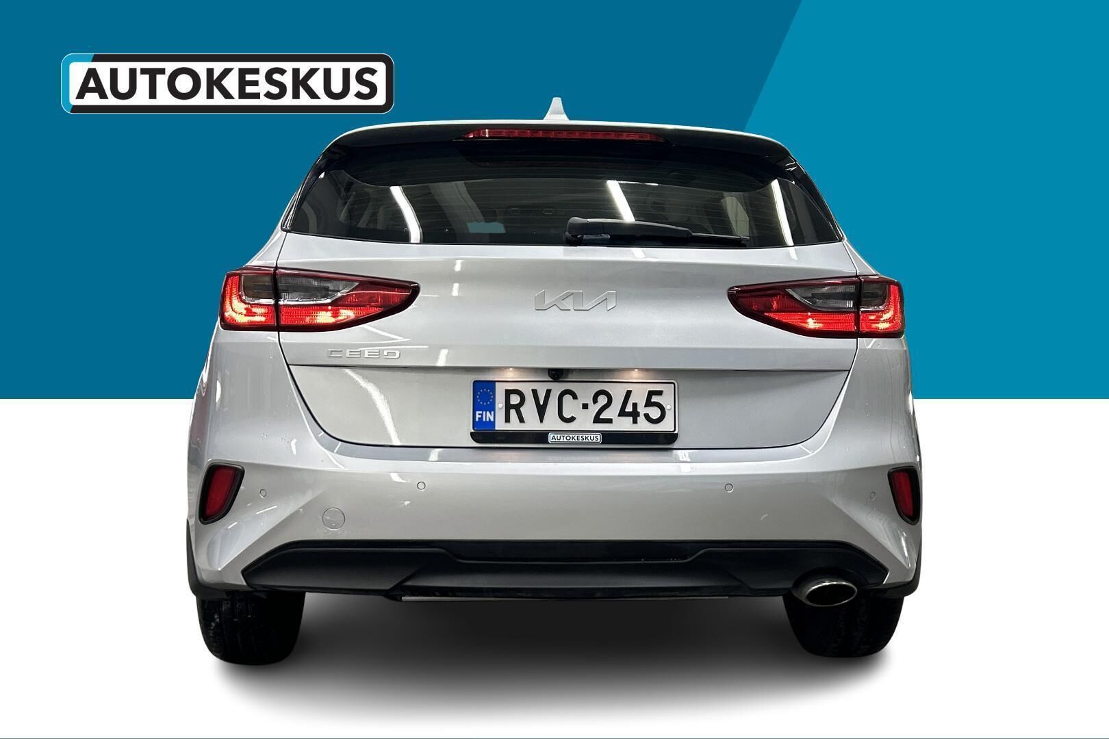 Kia Ceed iso kuva 6