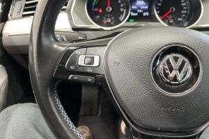 Volkswagen Passat esikatselu 26