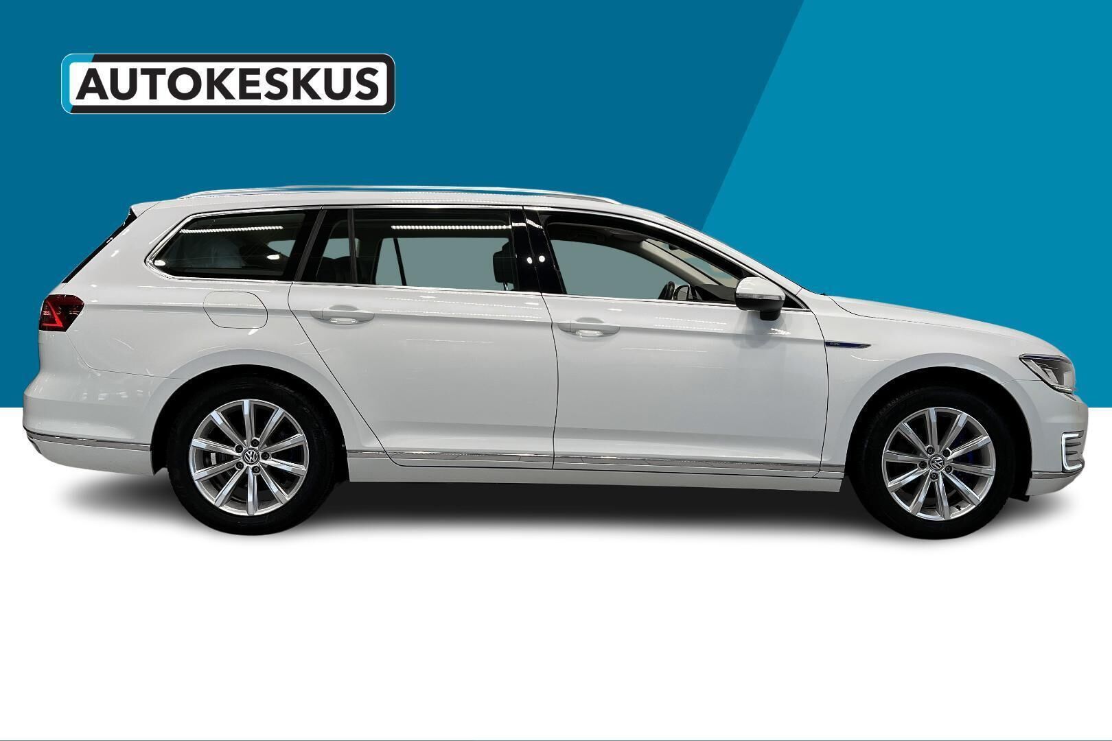 Volkswagen Passat iso kuva 4
