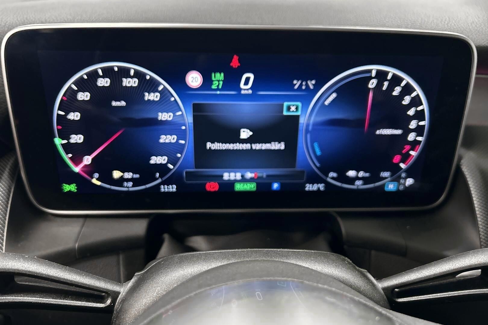 Mercedes-Benz GLC iso kuva 12