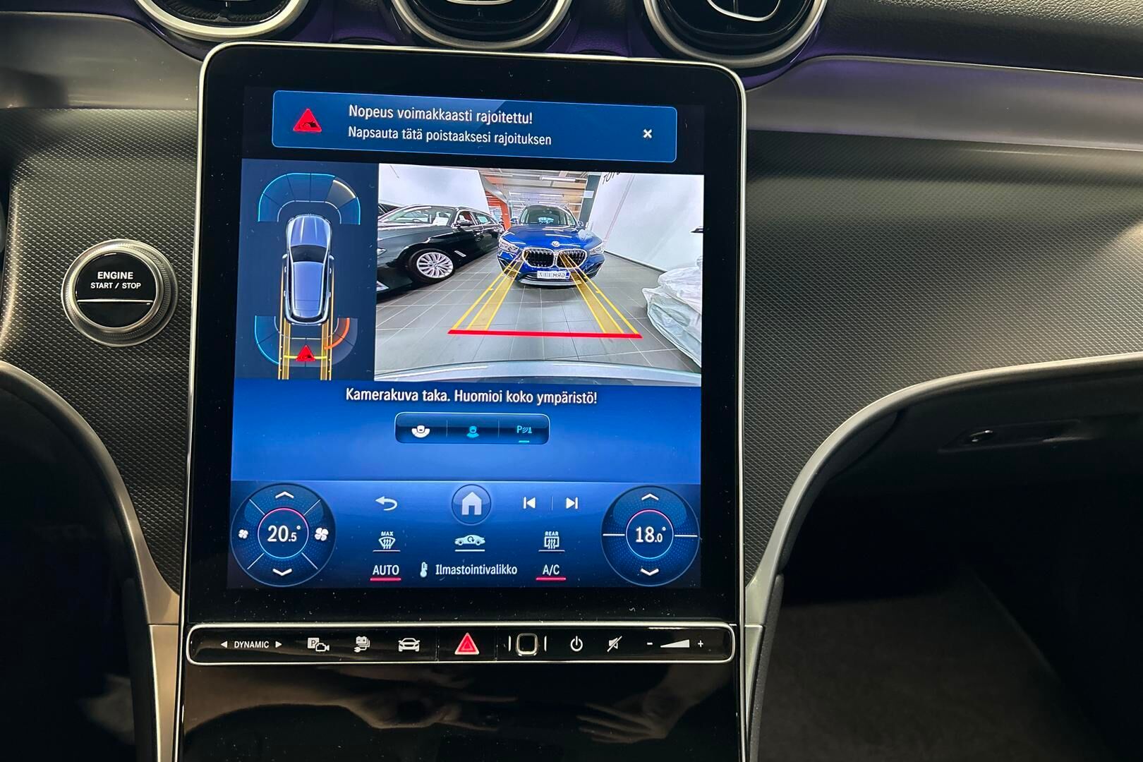 Mercedes-Benz GLC iso kuva 15