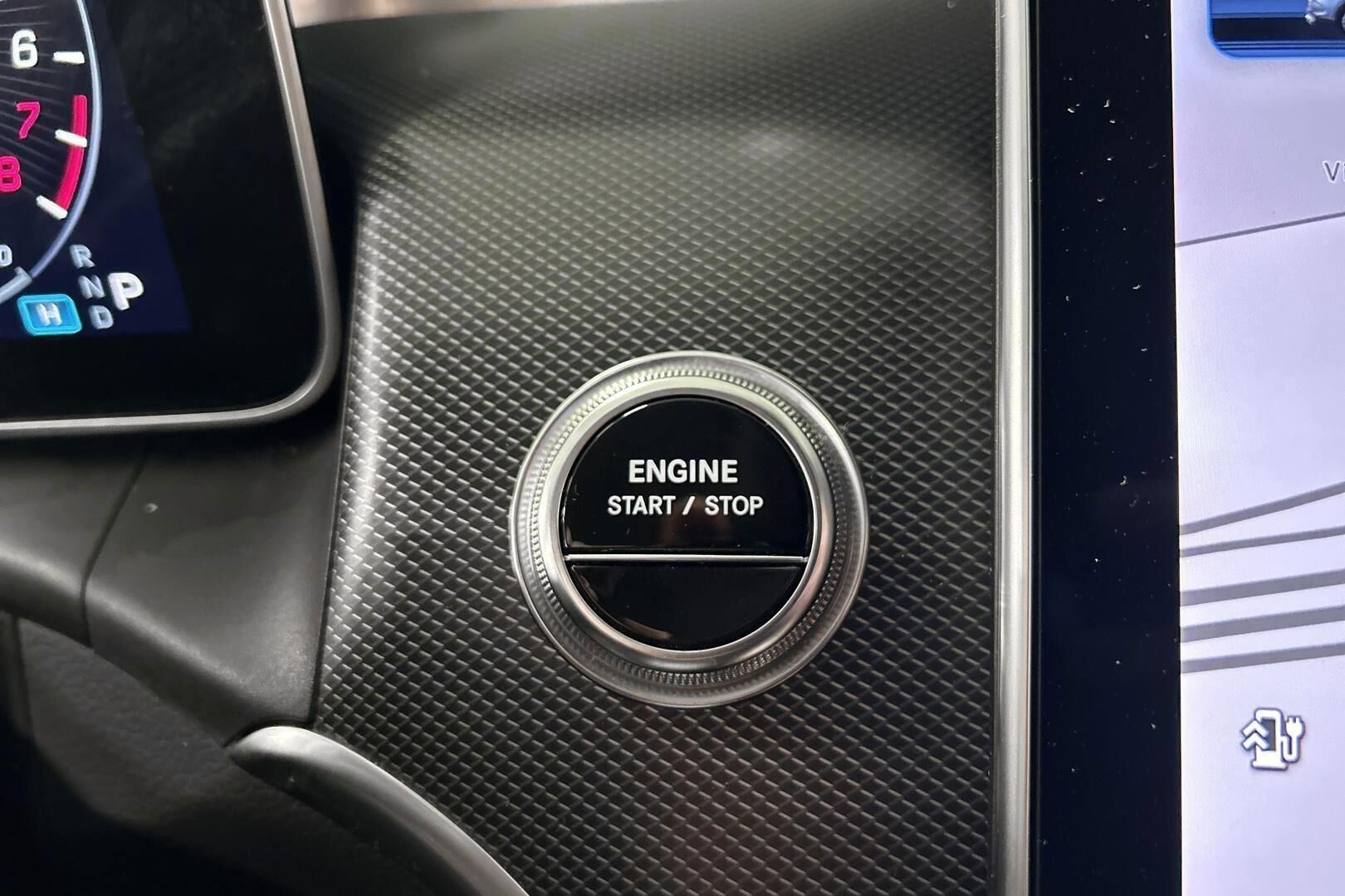 Mercedes-Benz GLC iso kuva 32