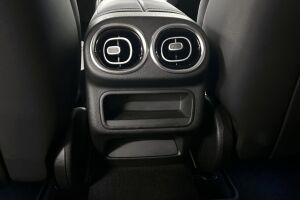 Mercedes-Benz GLC esikatselu 23