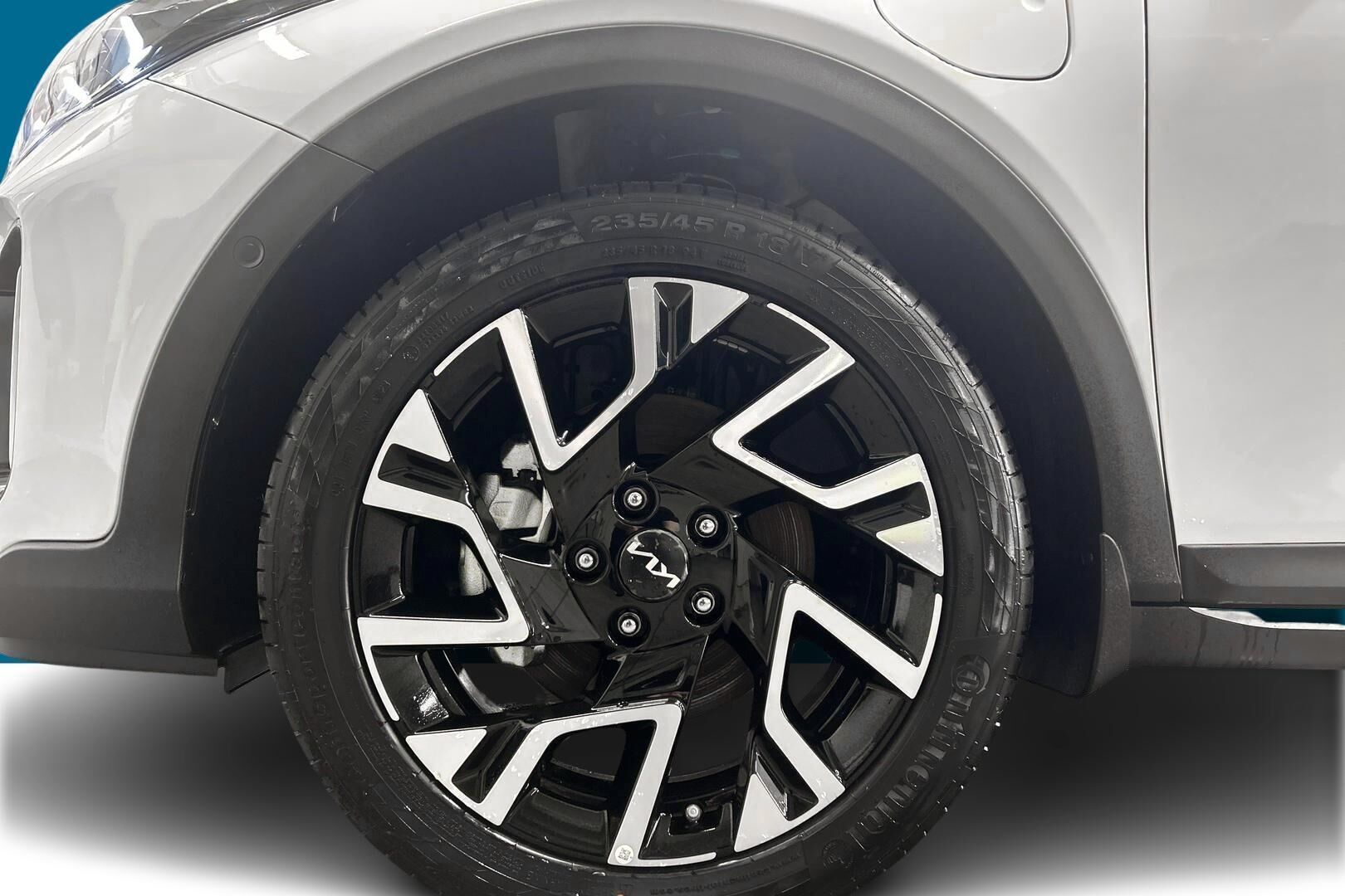 KIA XCeed iso kuva 12