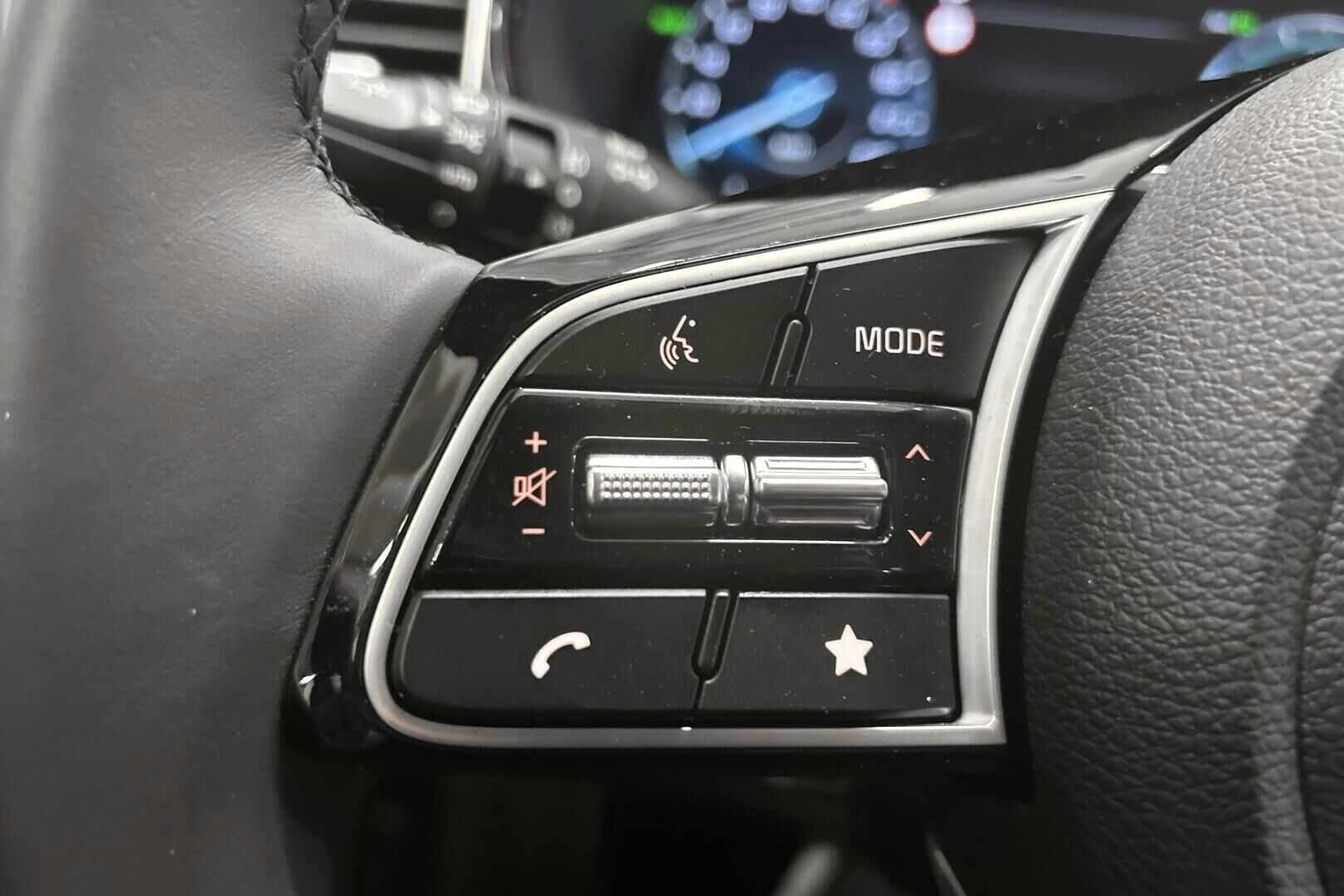 KIA XCeed iso kuva 14