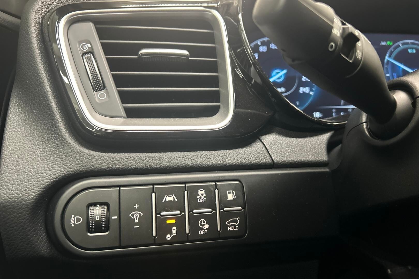 KIA XCeed iso kuva 21