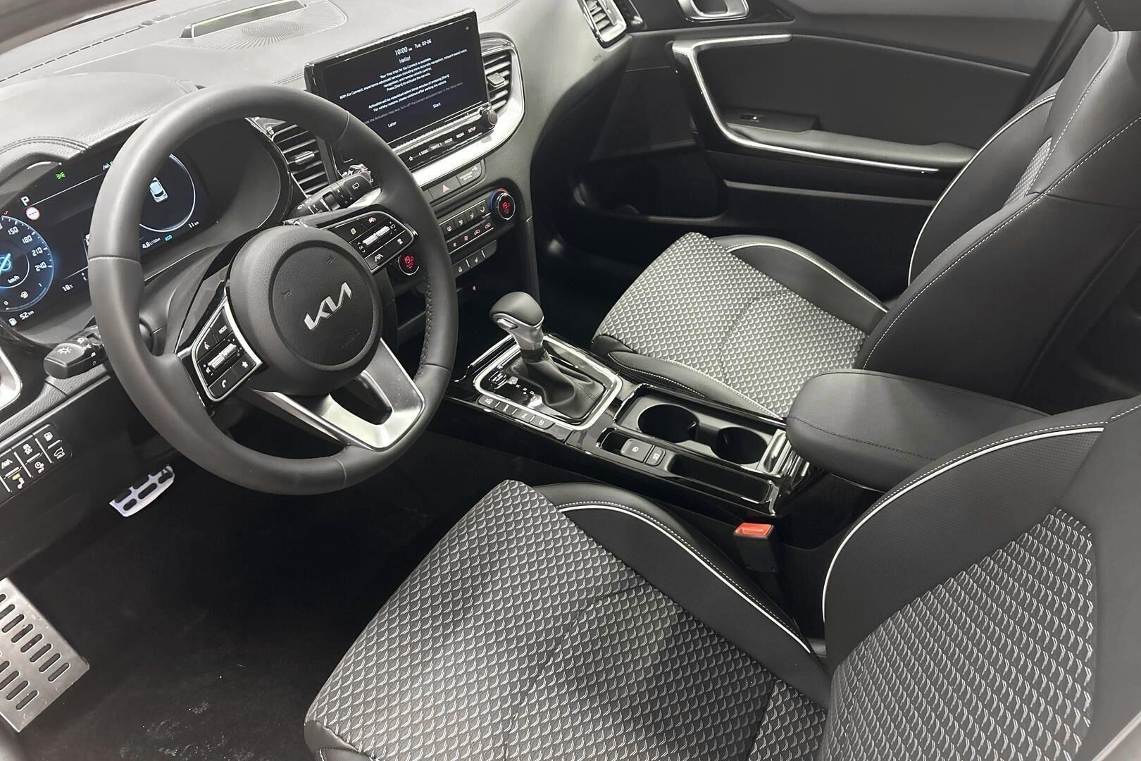 KIA XCeed iso kuva 8