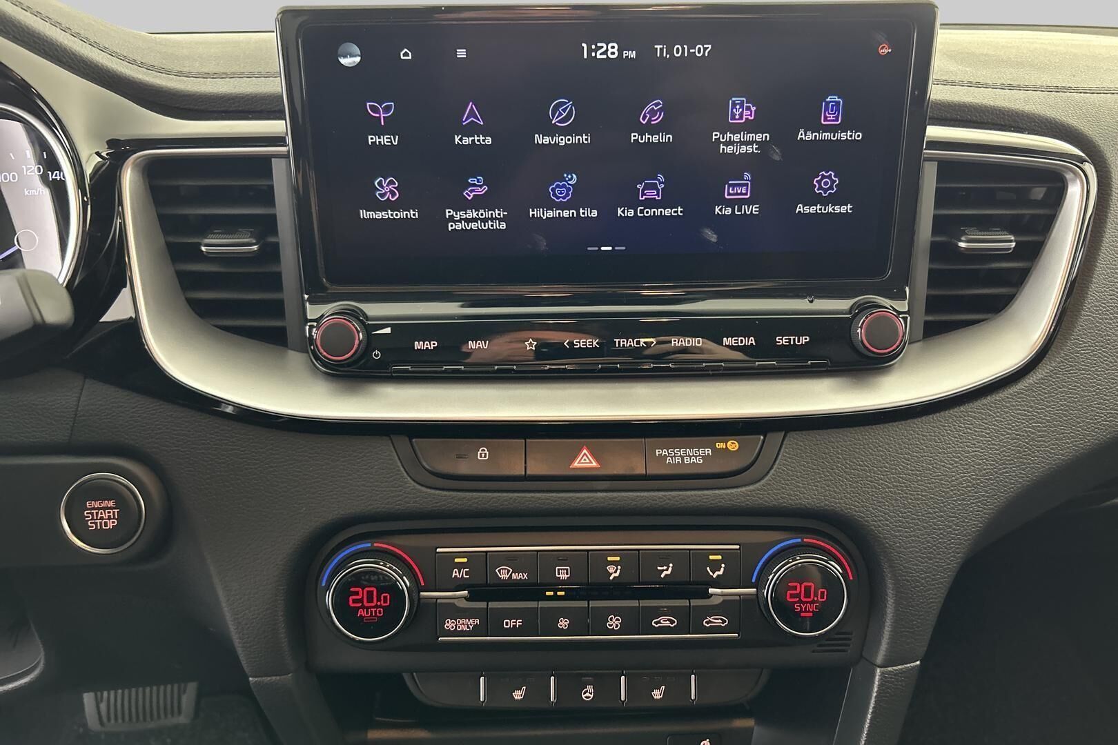 KIA XCeed iso kuva 17