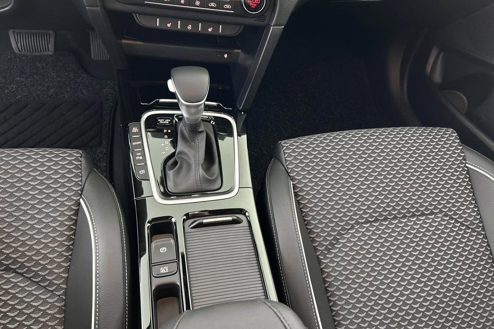 KIA XCeed iso kuva 20