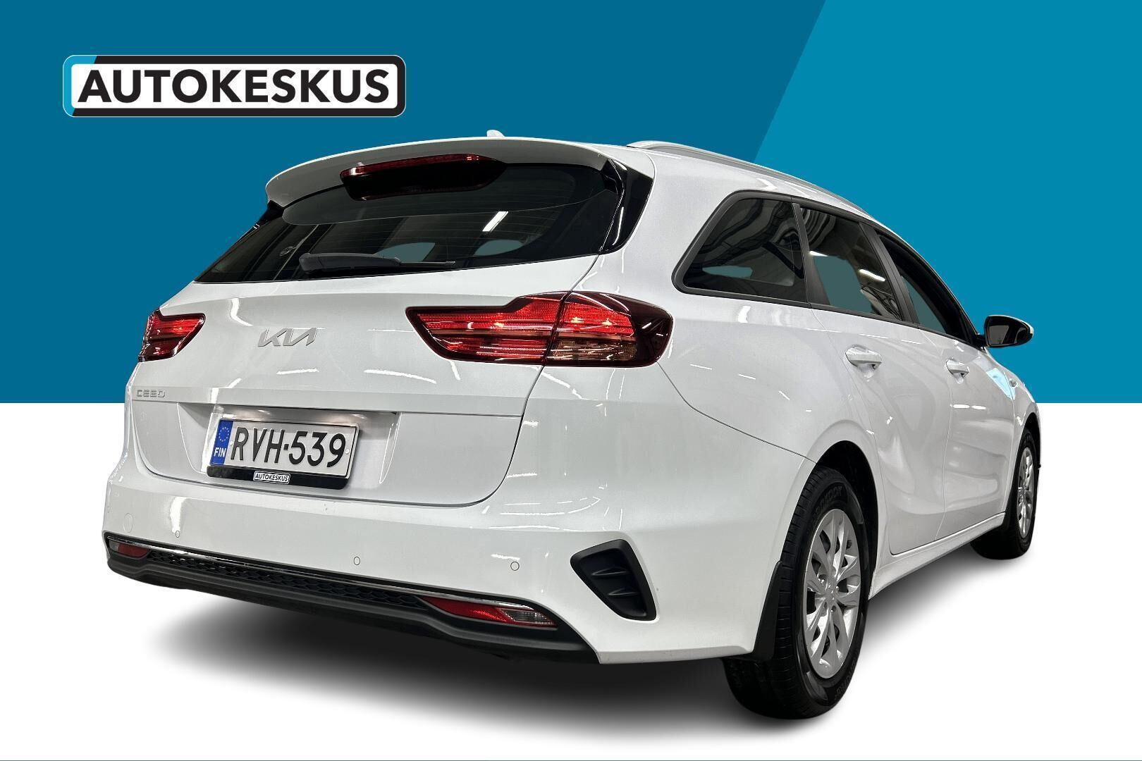 Kia Ceed iso kuva 3