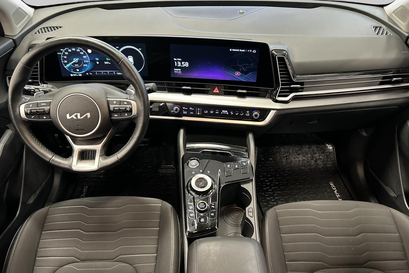 Kia Sportage iso kuva 9
