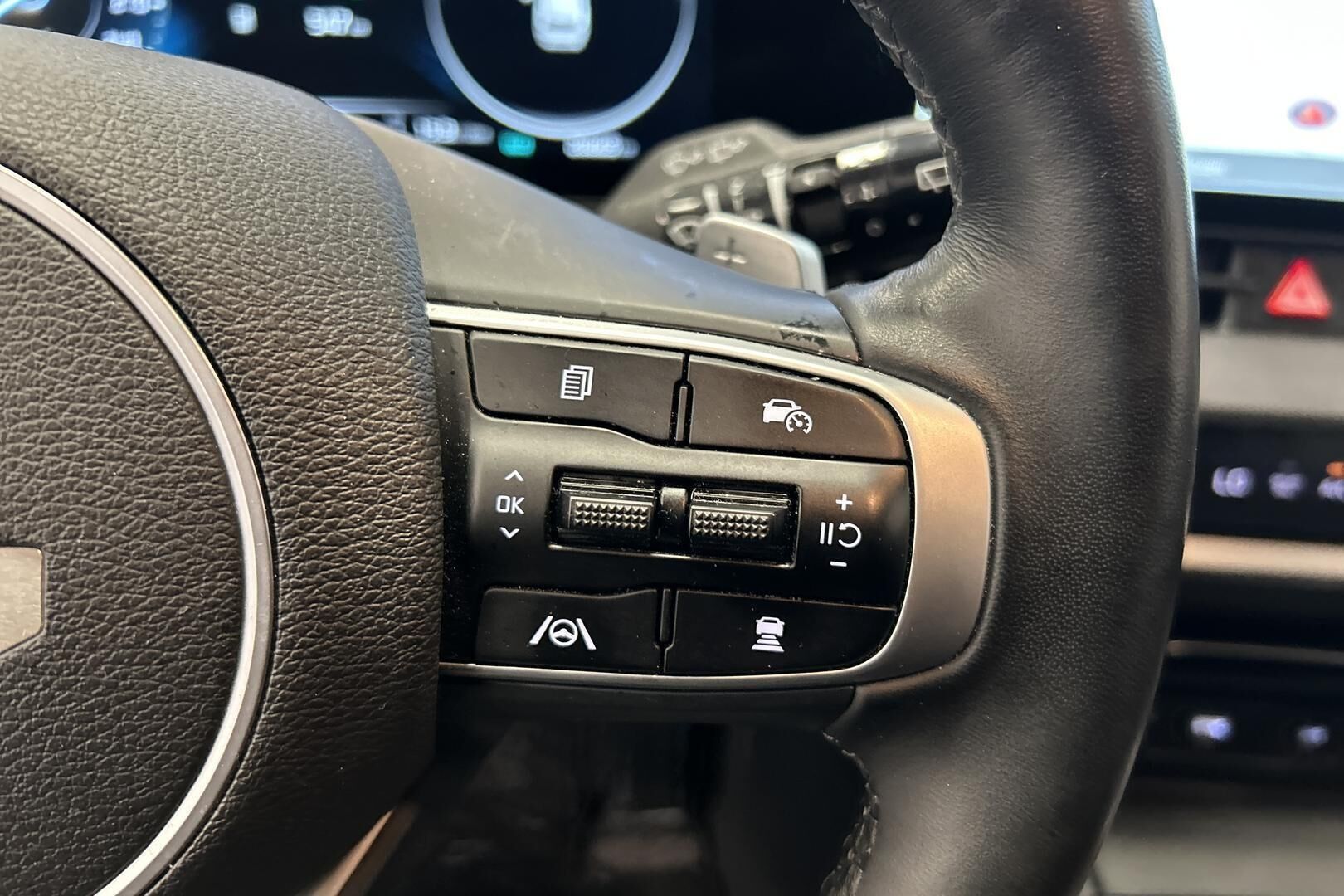 Kia Sportage iso kuva 21