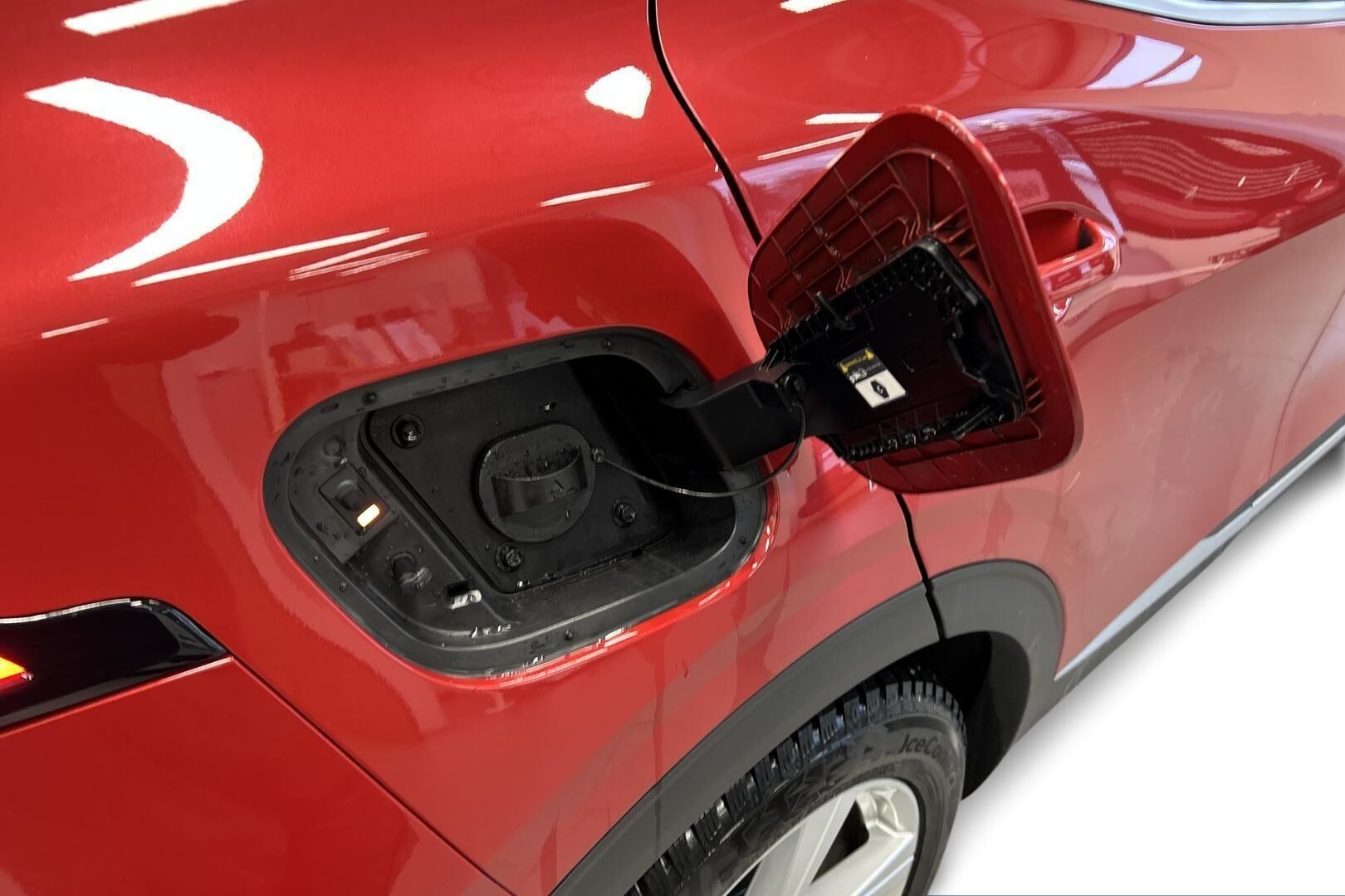 Kia Sportage iso kuva 28