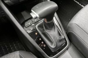 Kia Stonic esikatselu 19