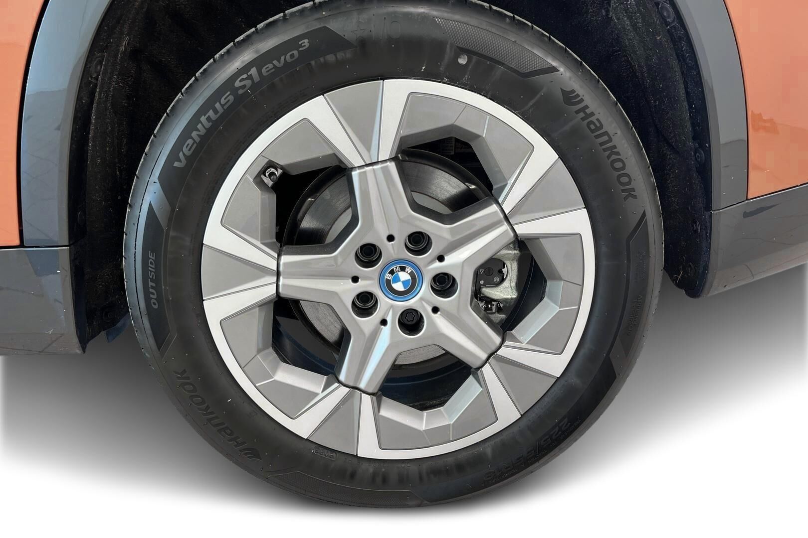 BMW X1 iso kuva 12