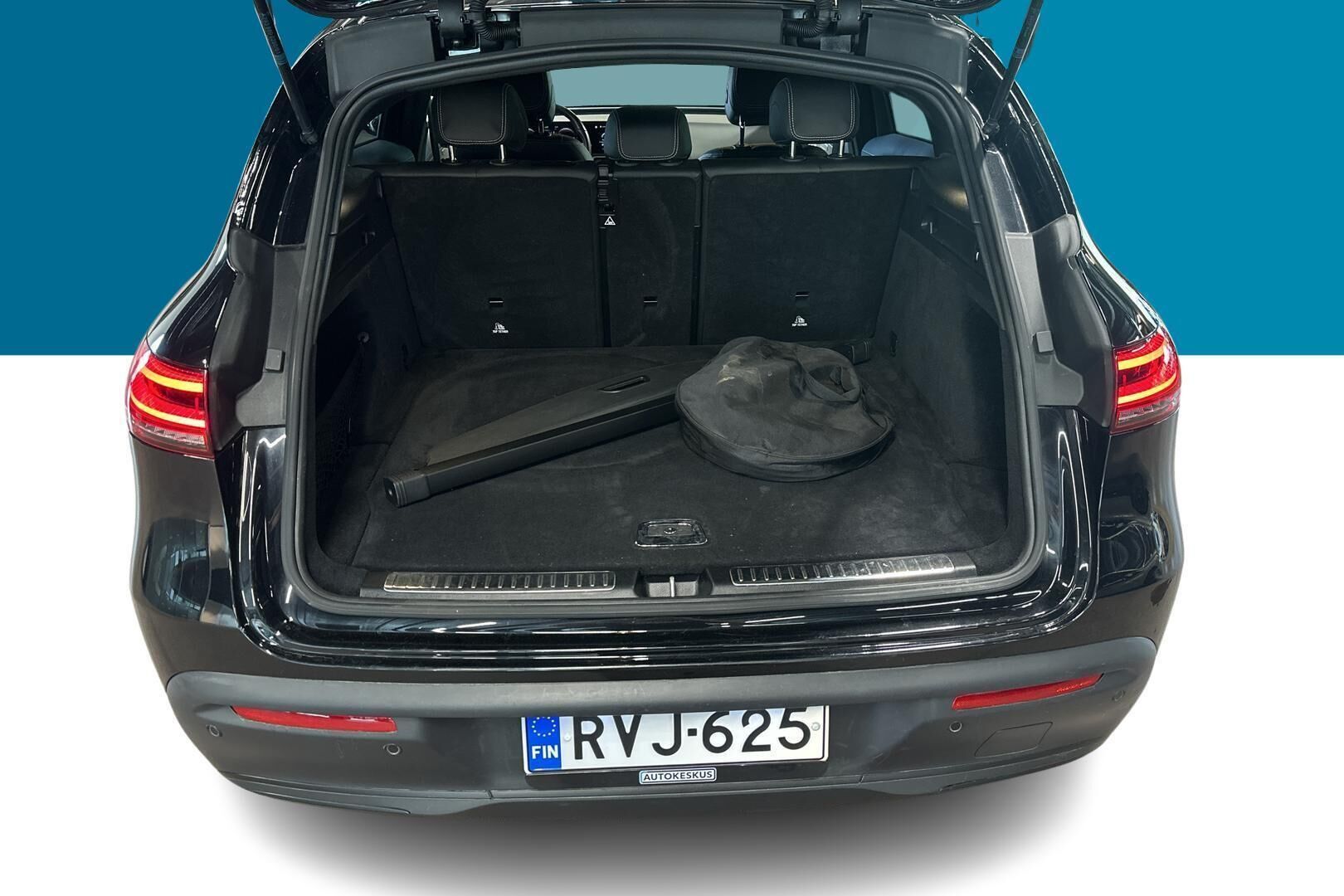 Mercedes-Benz EQC iso kuva 21