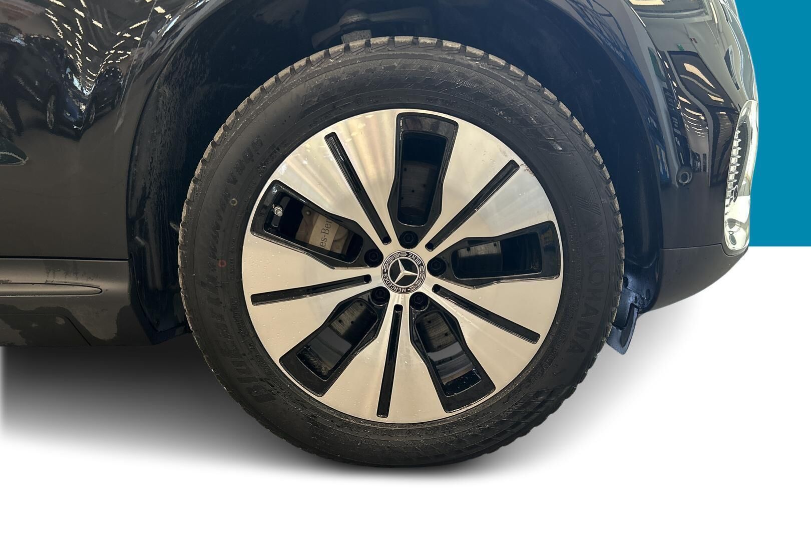 Mercedes-Benz EQC iso kuva 11
