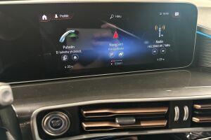 Mercedes-Benz EQC esikatselu 7