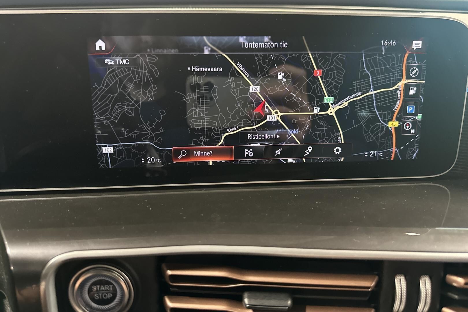 Mercedes-Benz EQC iso kuva 23