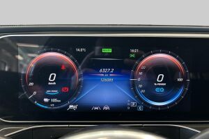 Mercedes-Benz EQC esikatselu 16