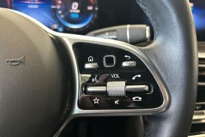 Mercedes-Benz EQC esikatselu 17