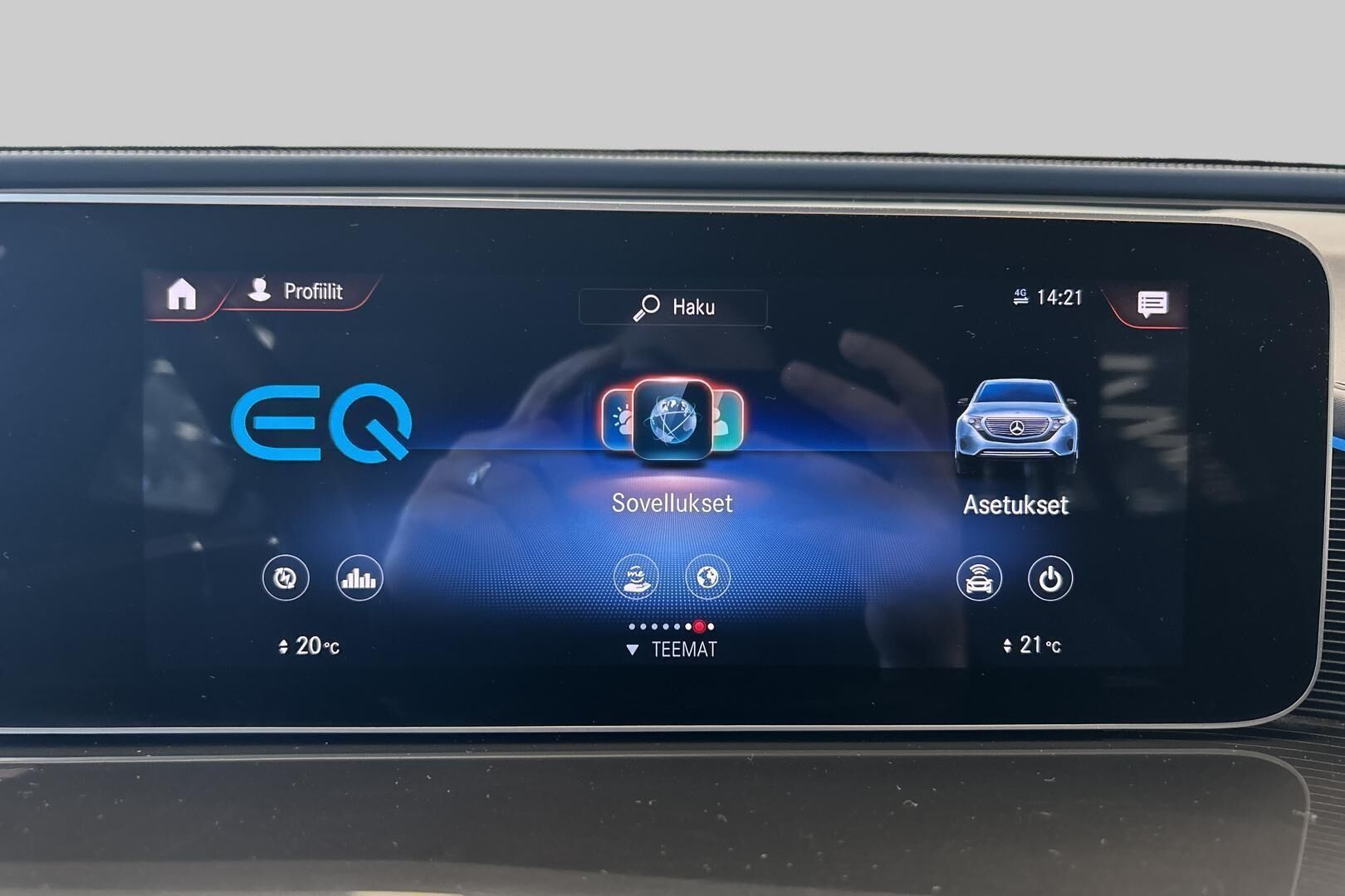 Mercedes-Benz EQC iso kuva 23
