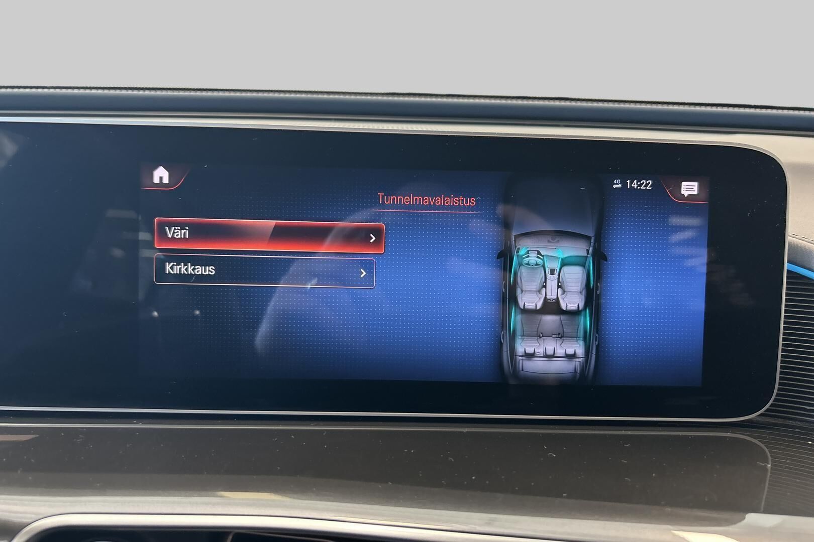 Mercedes-Benz EQC iso kuva 27