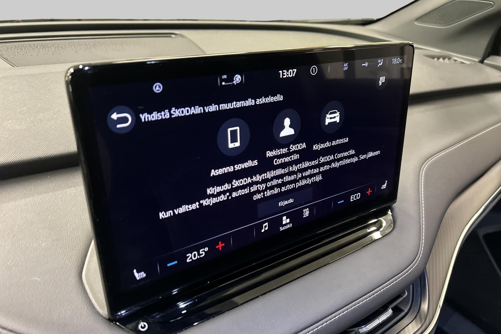 Skoda Enyaq iso kuva 15