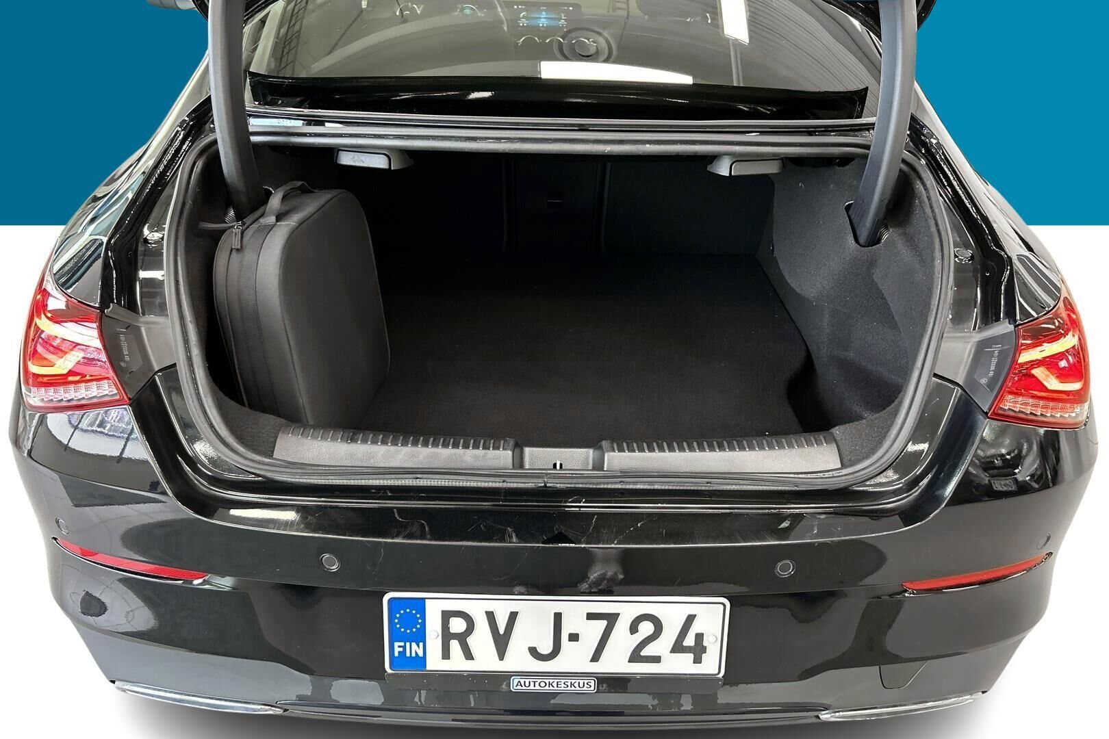 Mercedes-Benz CLA iso kuva 12