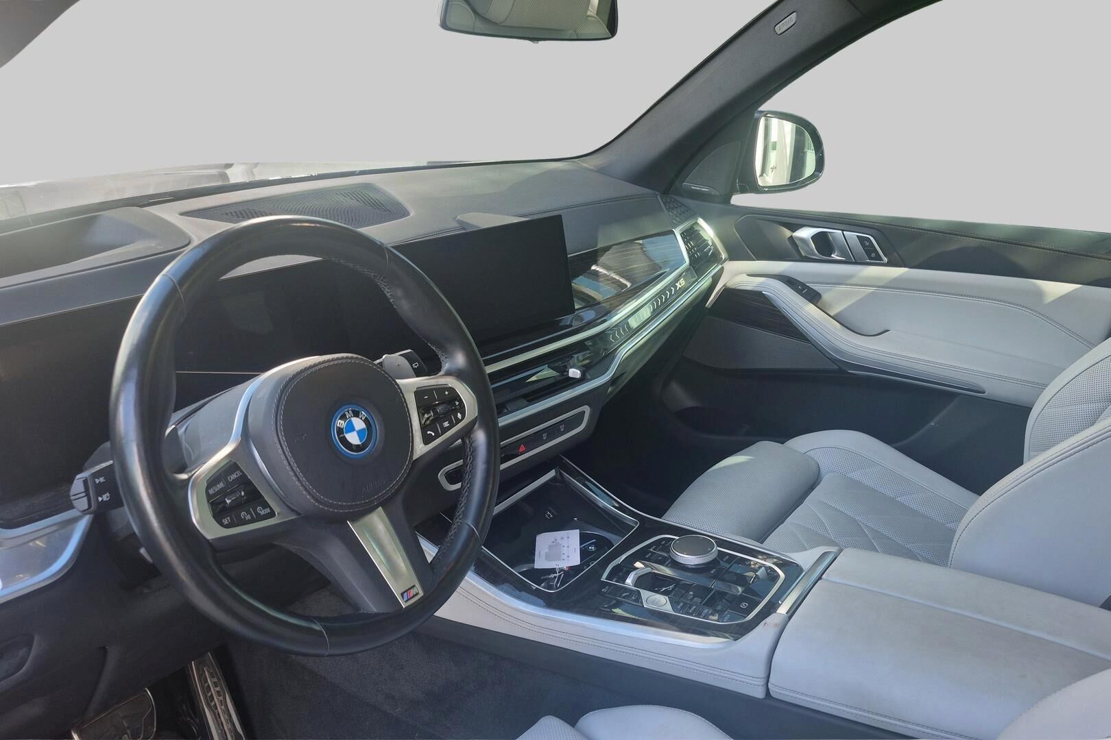 BMW X5 iso kuva 1