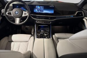 BMW X5 esikatselu 10