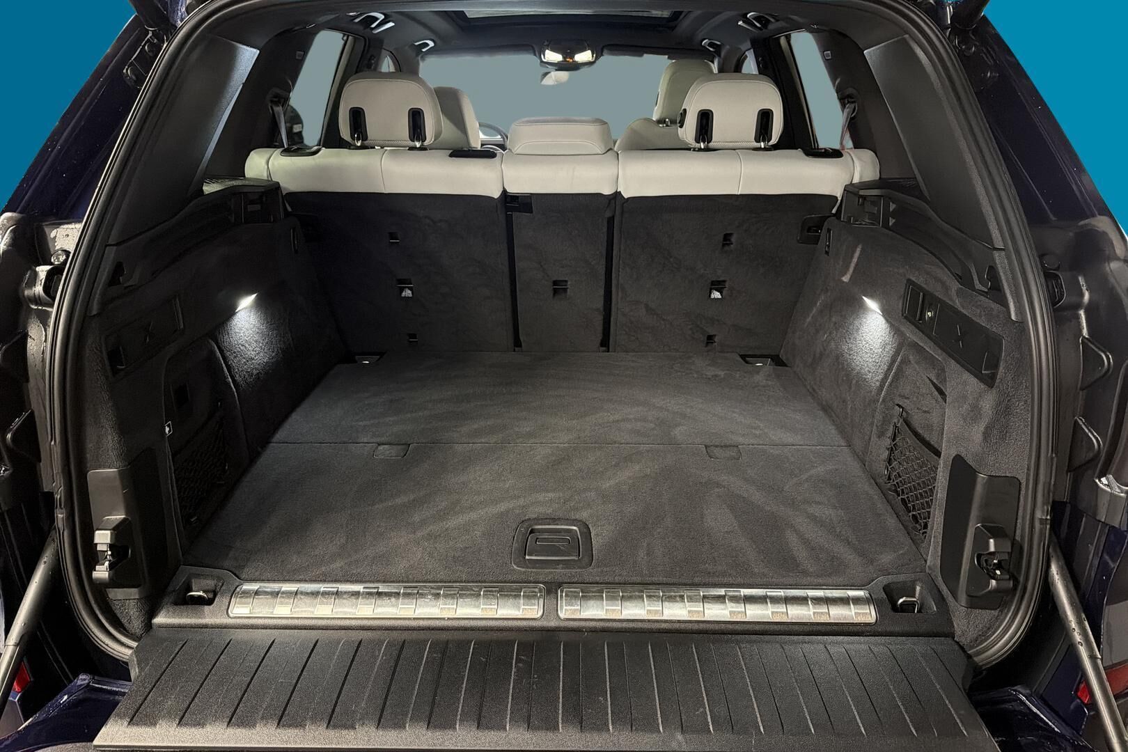 BMW X5 iso kuva 11
