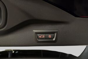 BMW X5 esikatselu 16