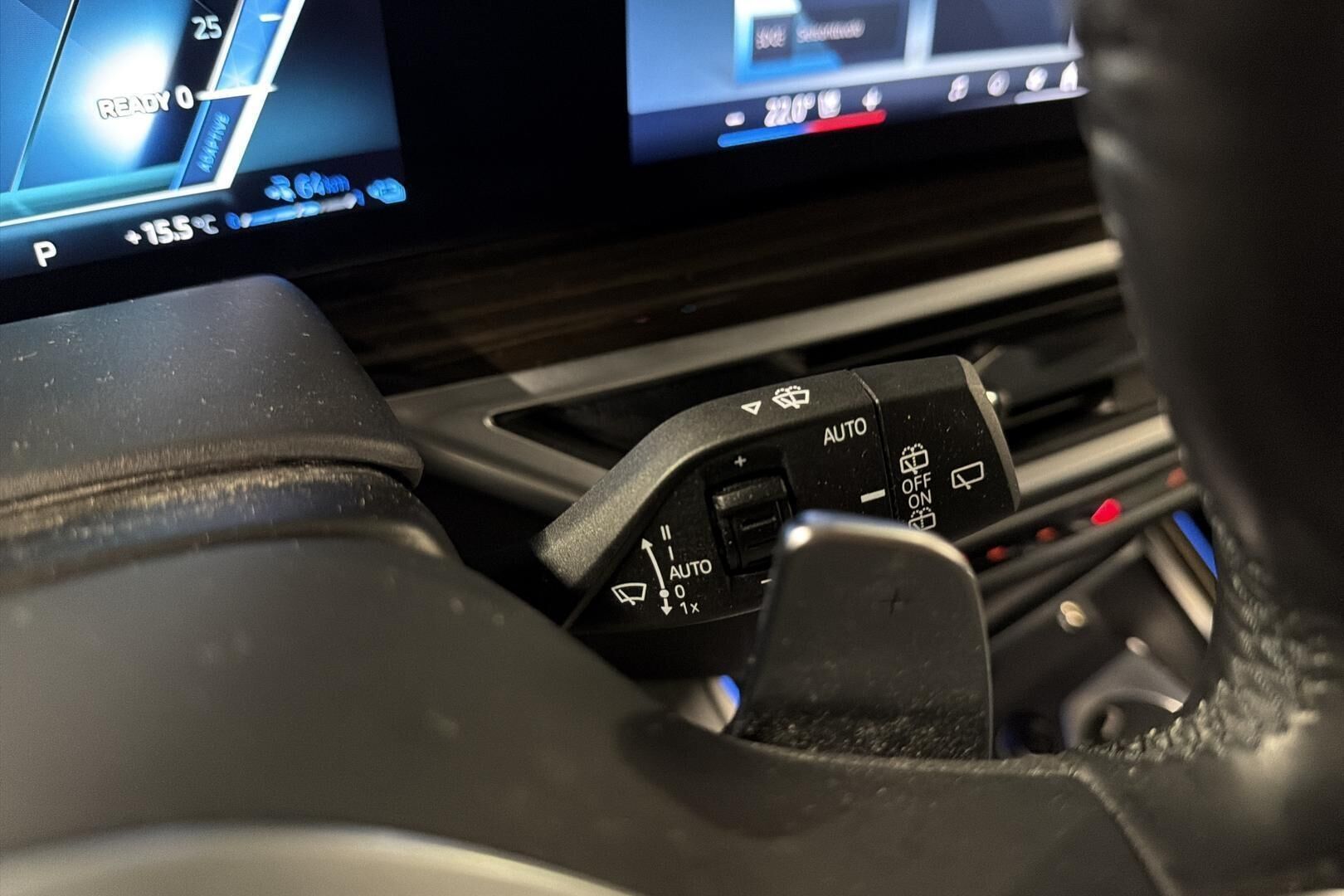BMW X5 iso kuva 22