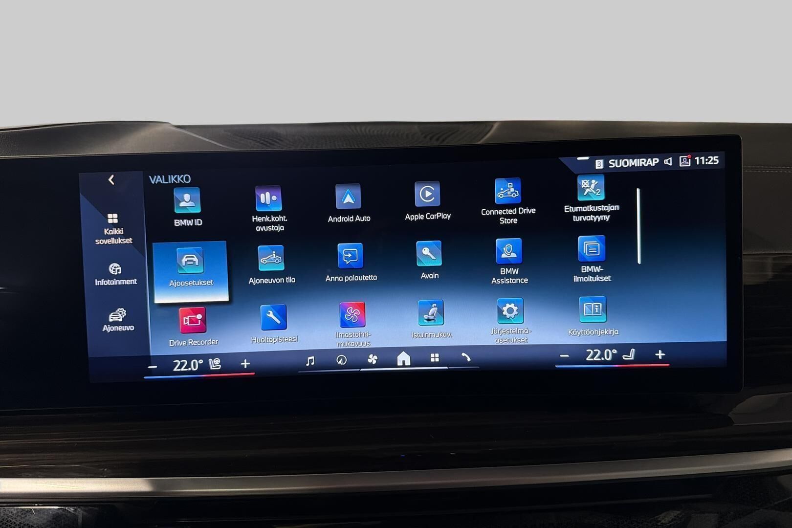 BMW X5 iso kuva 32
