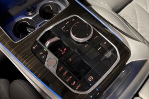 BMW X5 esikatselu 38