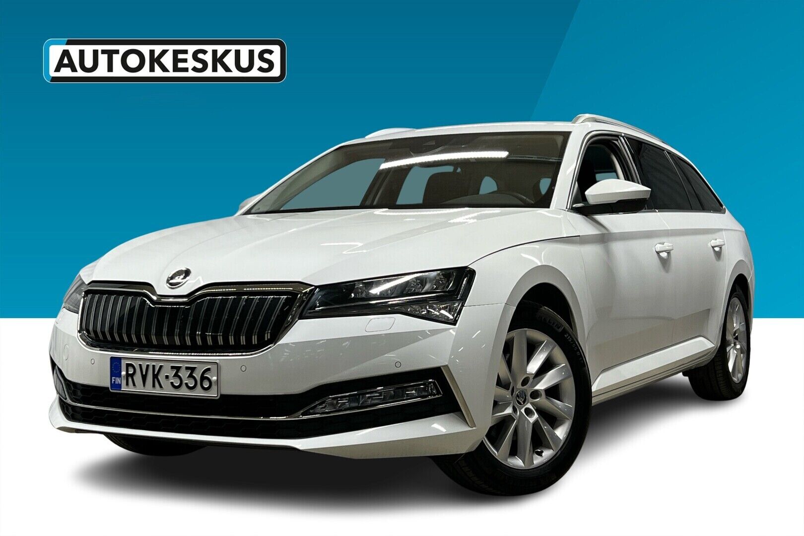 Skoda Superb iso kuva 0