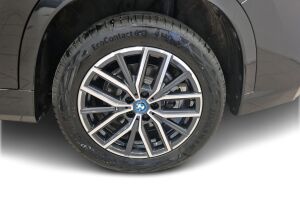 BMW X1 esikatselu 12